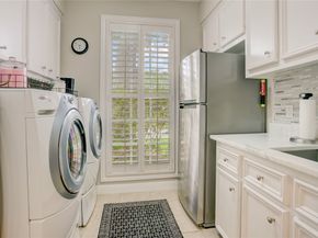 62 Pipers Walk, Sugar Land TX 77479
