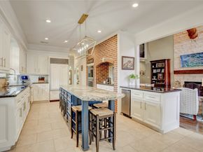 62 Pipers Walk, Sugar Land TX 77479