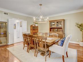 62 Pipers Walk, Sugar Land TX 77479