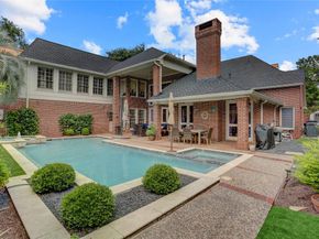 62 Pipers Walk, Sugar Land TX 77479