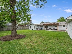 1506 Freedonia Drive, Houston TX 77055