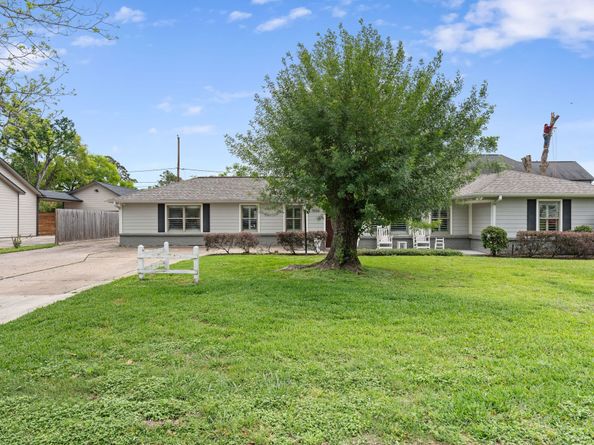 1506 Freedonia Drive, Houston TX 77055