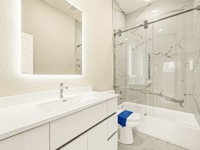 708 Savonna, Houston TX 77076