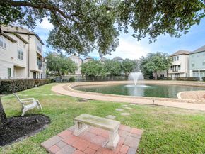 1110 Sherwood Trail, Houston TX 77043