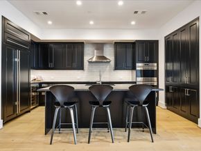 2325 Welch Street 704, Houston TX 77019