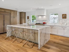 2056 Swift Boulevard, Houston TX 77030