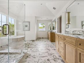 2056 Swift Boulevard, Houston TX 77030