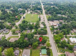 623 S 1st Street, Conroe TX 77301