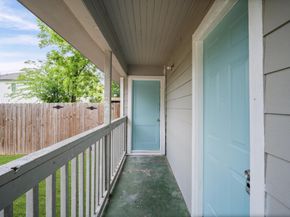 623 S 1st Street, Conroe TX 77301