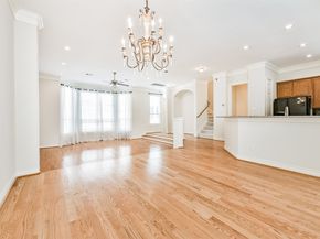 5723 Kansas Street, Houston TX 77007