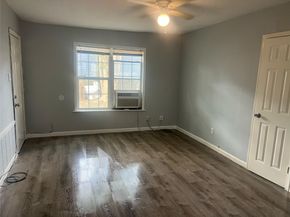4326 Larkspur Street 14, Houston TX 77051