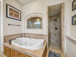 70 Shadow Creek Ridge Drive, Spring TX 77389