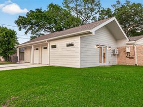 5638 Sanford Road, Houston TX 77096