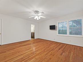 5638 Sanford Road, Houston TX 77096