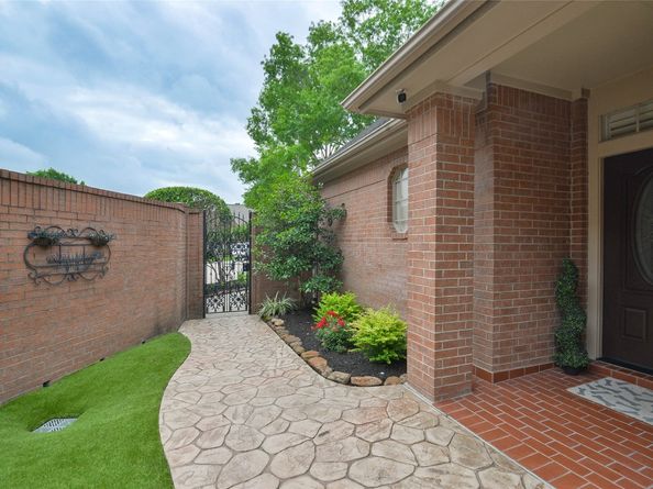 4403 Walham Court, Houston TX 77345