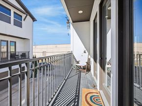 1915 Kolfahl Street A, Houston TX 77023