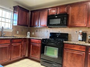 10902 Seneca Street, Houston TX 77016