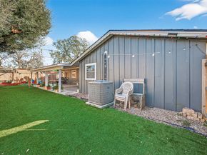 10502 Hollyglen Drive, Houston TX 77016