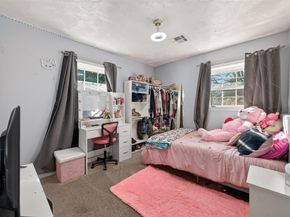 10502 Hollyglen Drive, Houston TX 77016