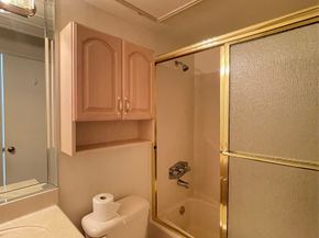 2232 Hoskins Drive, Houston TX 77080