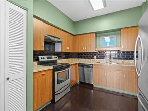 15 Greenway Plaza 11A, Houston TX 77046