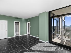 15 Greenway Plaza 11A, Houston TX 77046