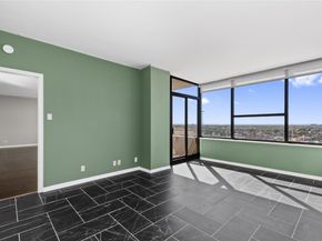 15 Greenway Plaza 11A, Houston TX 77046