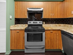 15 Greenway Plaza 11A, Houston TX 77046