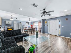 221 Calloway Street, Houston TX 77029