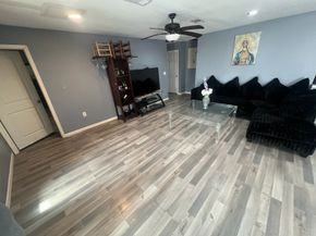 221 Calloway Street, Houston TX 77029