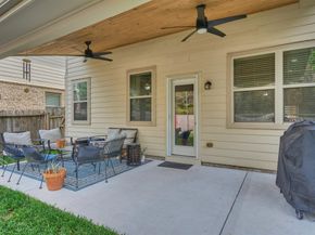 1726 Thornhollow Drive, Houston TX 77014