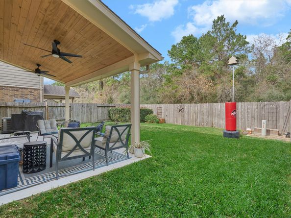 1726 Thornhollow Drive, Houston TX 77014