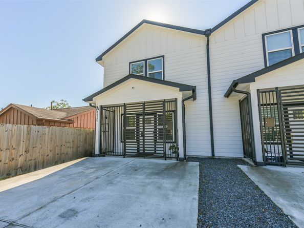 4830 Burma Road A B, Houston TX 77033