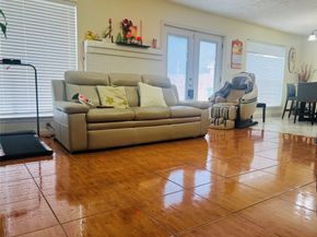 5035 E Pagewick Drive, Houston TX 77041