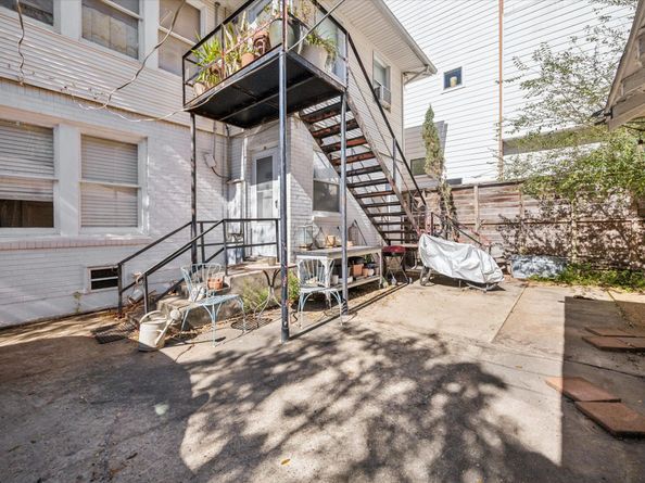 2513 Hazard Street 2511, Houston TX 77019