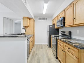 12955 Woodforest Boulevard 19, Houston TX 77015