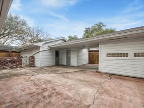 9022 Timberside Drive, Houston TX 77025