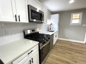 520 Avenue E, Conroe TX 77301