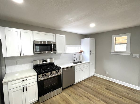 520 Avenue E, Conroe TX 77301