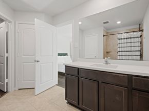 6214 El Topacio Dr, Houston TX 77048