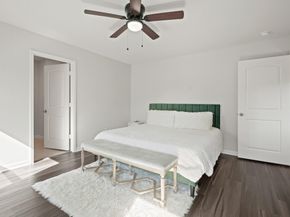 6214 El Topacio Dr, Houston TX 77048