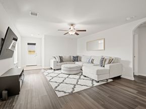 6214 El Topacio Dr, Houston TX 77048