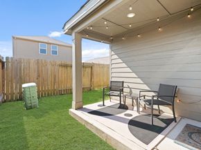 6214 El Topacio Dr, Houston TX 77048