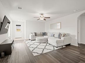 6214 El Topacio Dr, Houston TX 77048