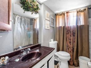 7726 Boggess Road, Houston TX 77016