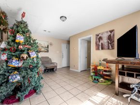 7726 Boggess Road, Houston TX 77016