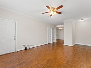 2255 Braeswood Park Drive 219, Houston TX 77030