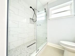 1415 Mapleton Drive, Houston TX 77043