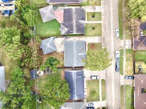 1415 Mapleton Drive, Houston TX 77043