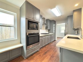 1415 Mapleton Drive, Houston TX 77043